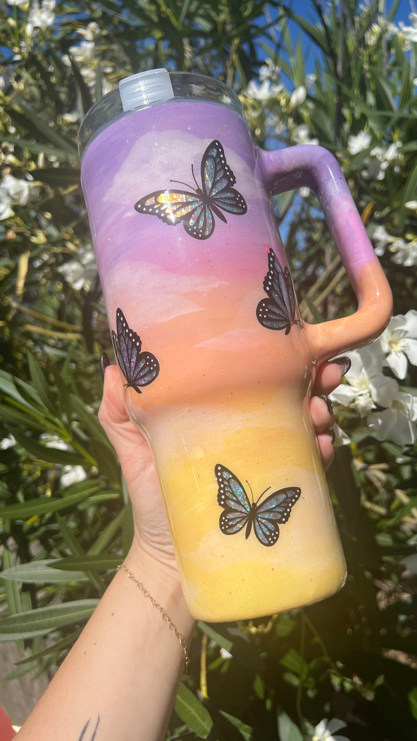 40oz Sunset Butterfly Hogg